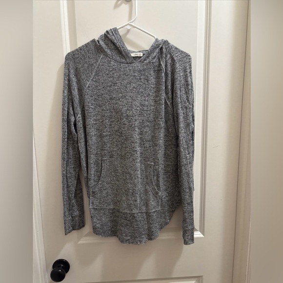 TNA Tops - TNA by Aritzia Light Weight Heathered Gray Knit Pullover Hoodie Size Small